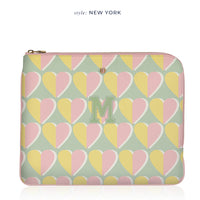 Brera Laptop Kılıfı Retro Kalpler Pastel